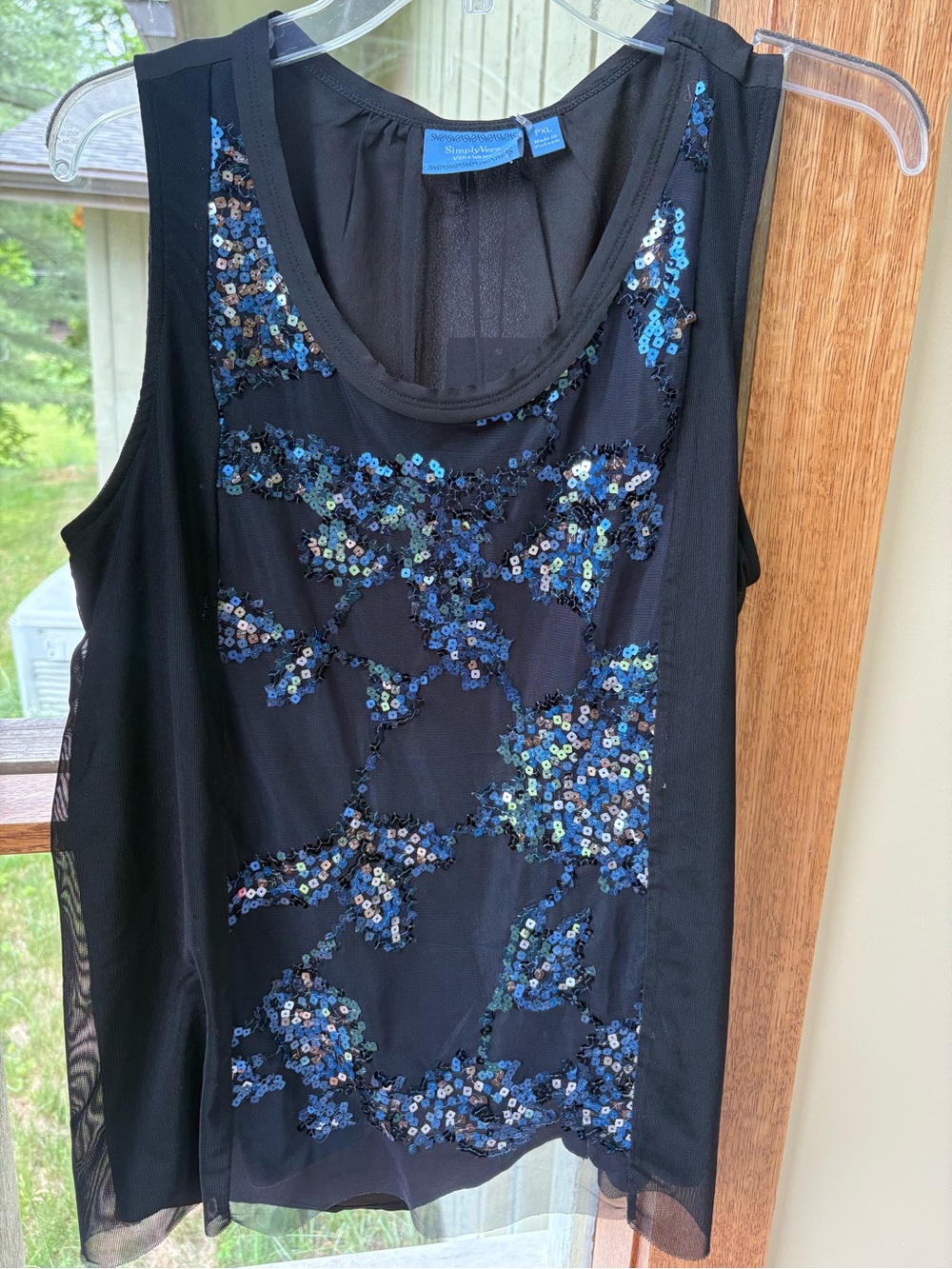 NWT Simply Vera Wang Black Sheer Tank Blue Sequin Floral Detail PXL